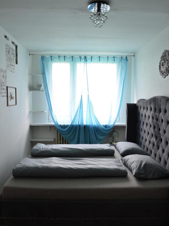 Between Baroque And Jungle 16' Airport 8' Downtown Apartmán *